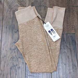 NWT Alo Yoga Alo Soft High Waisted Lounge Legging